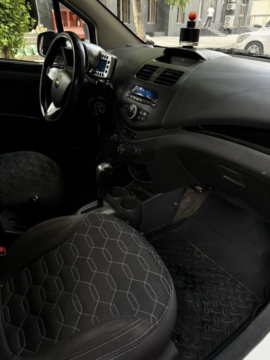 Spark Chevrolet sotiladi