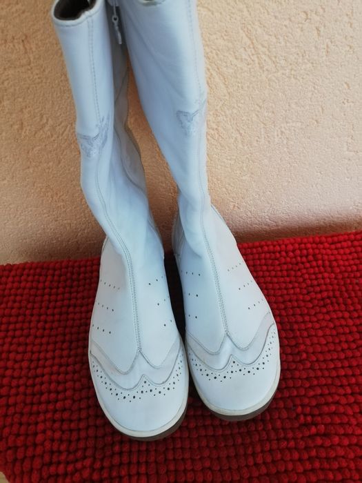 Cizme Adidas nr 38 piele damă