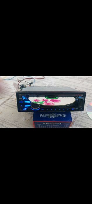 Мафон SONY-CDX-GT522U оригинал