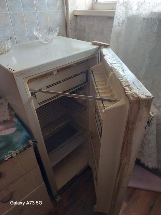 Мини холодильникк