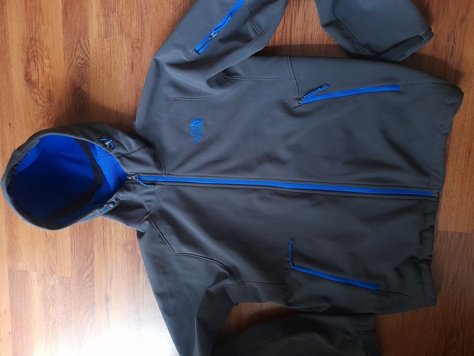 The north face мъжко яке M- L размер.