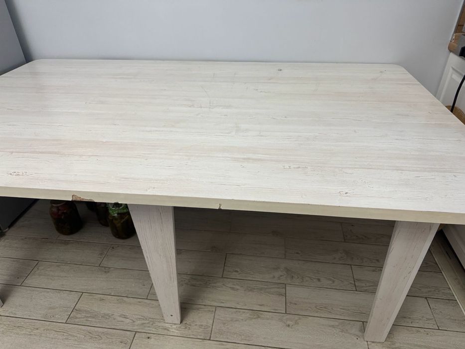 Продается большой стол