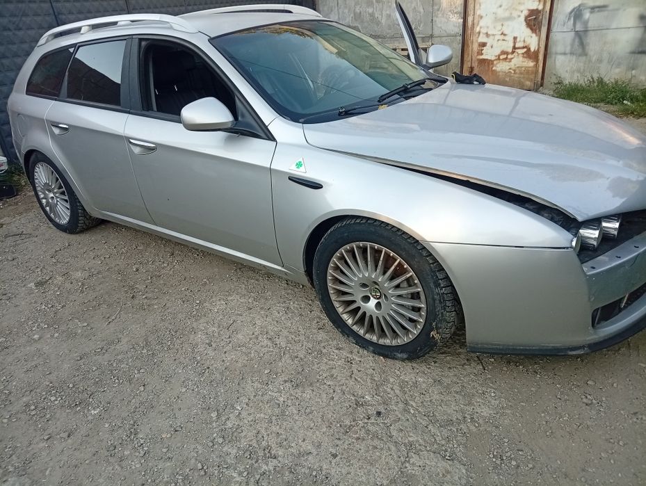 Алфа 159 2.4-210кс Q4