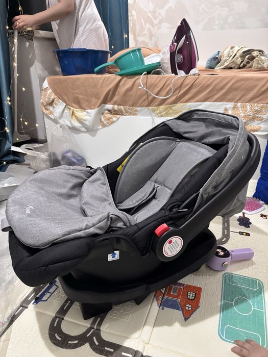 Автокресло 0-5 месяцев