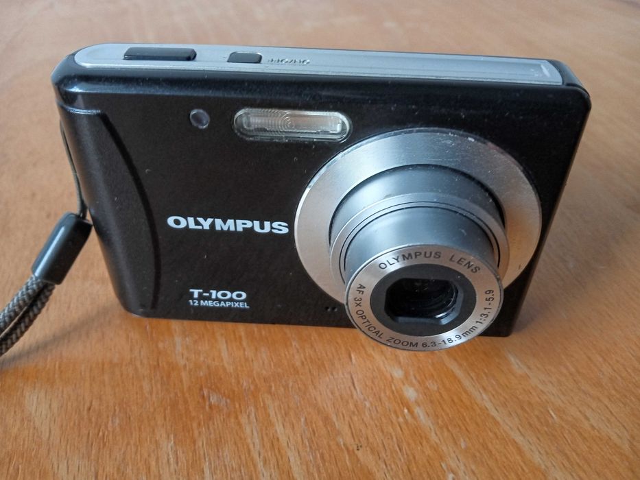 Фотоапарат OLYMPUS T-100