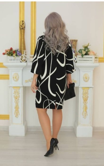 Продам платье новое