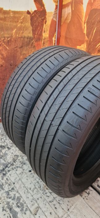 2 Anvelope Bridgestone 225 50 R18  de vara