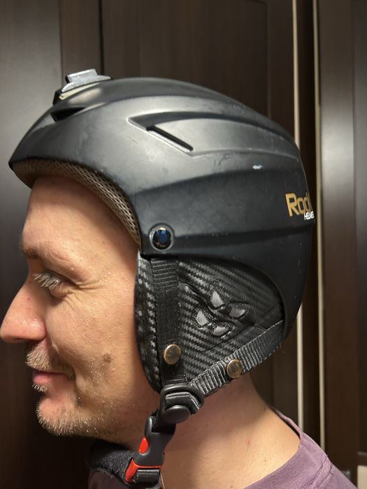 Шлем горнолыжный