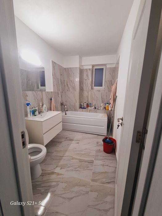 Apartament 3 camere de inchiriat