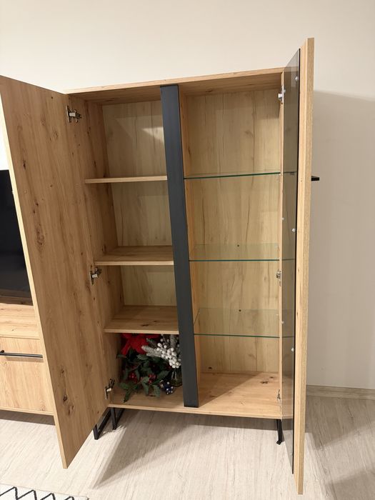 Холна секция  запазена по договаряне