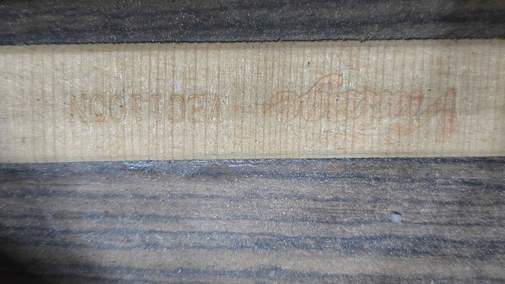 Vintage VEC 1100N all solid акустична китара