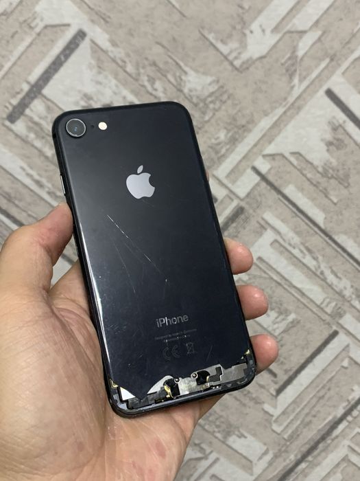 iPhone 8 64GB
