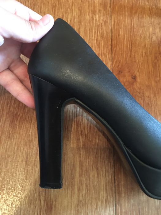 Туфли в каблуках