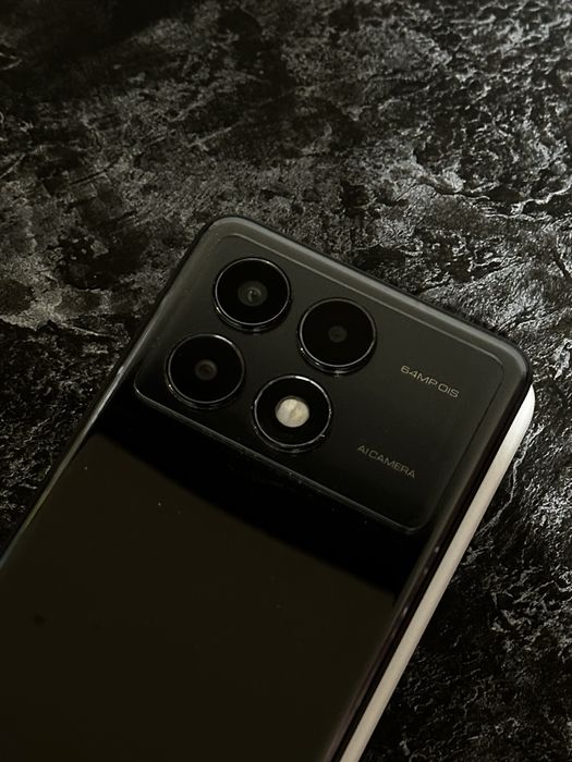 Redmi K70e  на  12+12/256GB