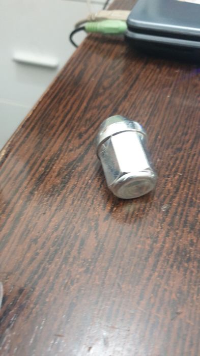 Piulite prezoane jante aliaj Jeep Comander Grand Cherokee, Wrangler