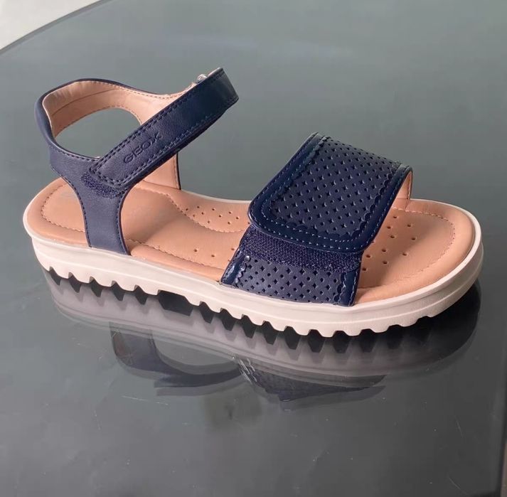 Детские сандалии Geox.