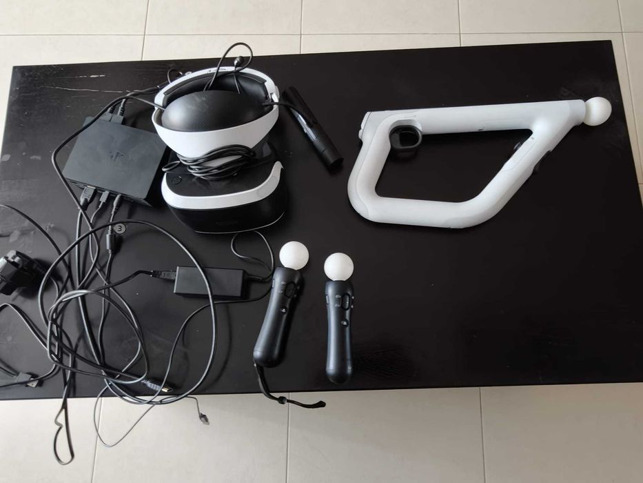 PS4 Pro 1Tb + Kit VR + Jocuri si Accesorii
