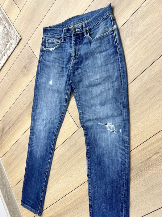 Blugi Levi s fara defecte