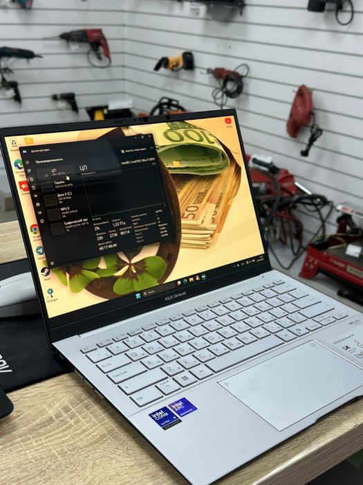 Asus Zenbook 14 Ultra 9(TM79)