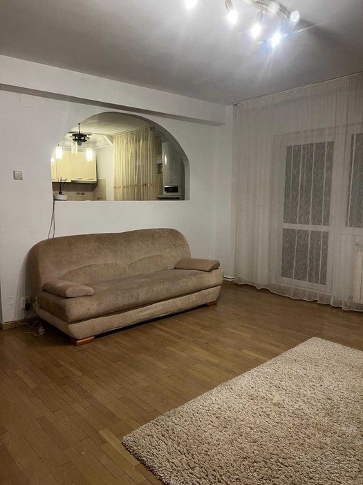 Inchiriez apartament 4 camere – 102 mp – 7 min metrou Păcii – 670 €
