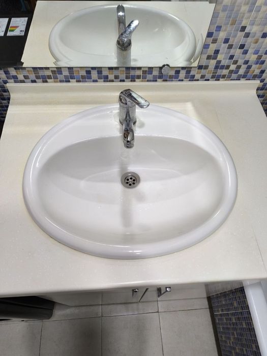 Мебель и сантехника для ванной, дорогая