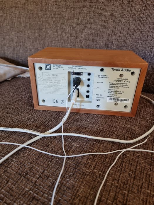Radio tivoli model one.impecabil