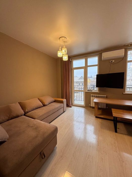 Продаётся квартира ул Махтумкули 3 комнатная