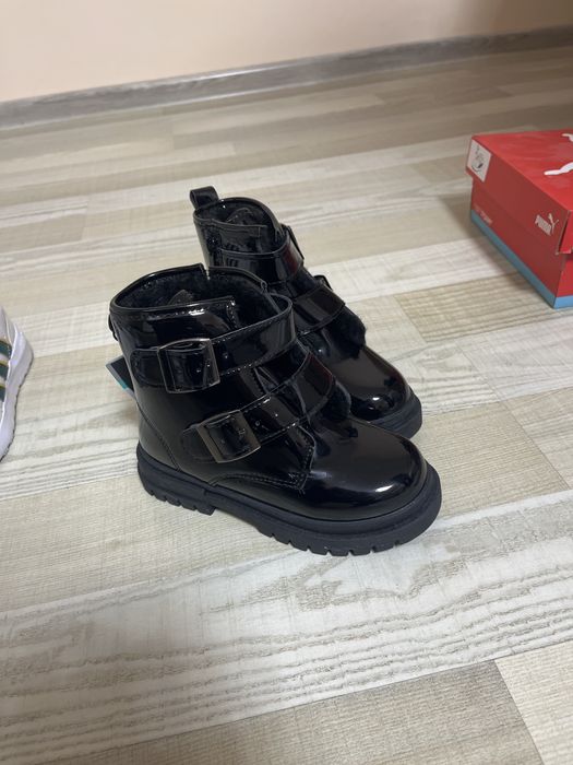 Детски черни боти