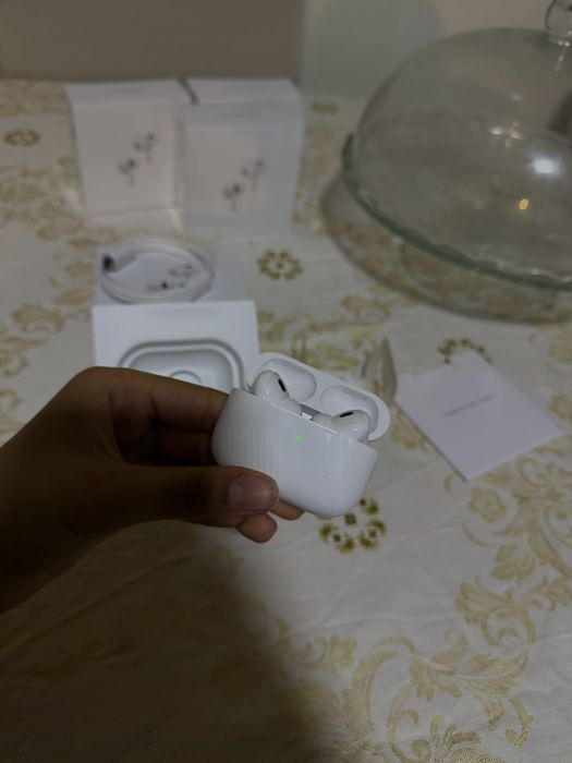 Airpods Pro-(2nd generation)