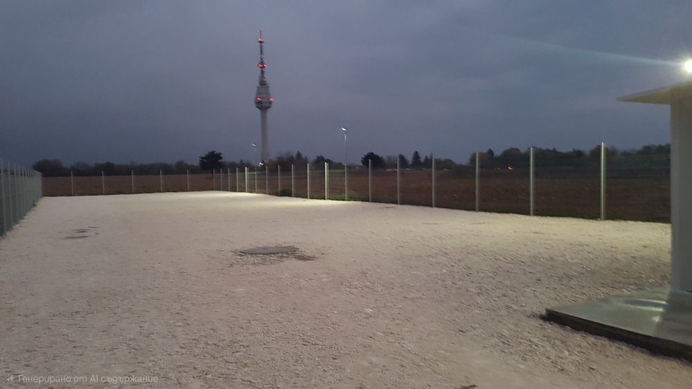 Дава се под наем Офис в Добрич, Добротица - Варненска - 1500 кв.м за 1275 € - Снимка #3