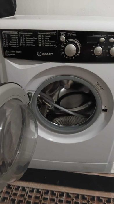 Продам стиральную машинку автомат