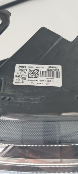 Far stanga Dacia Duster II Facelift 2021-2024 cod  260602515R