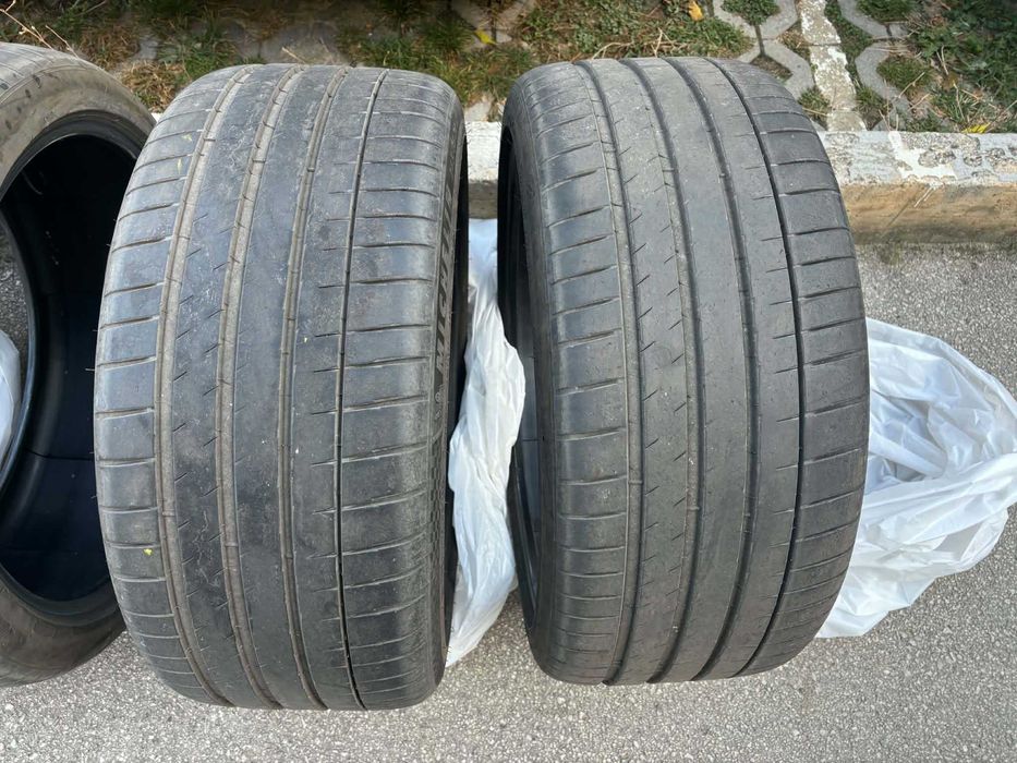 Продавам Летни Гуми 285/35/22