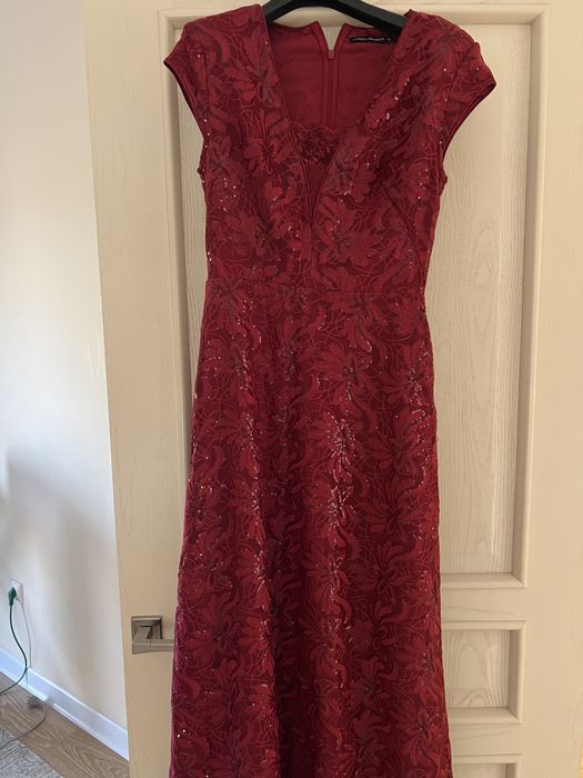 Женское платье