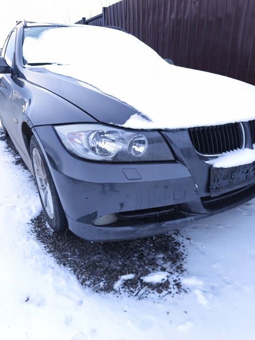 Vând faruri xenon BMW e90, e91 nonfacelit