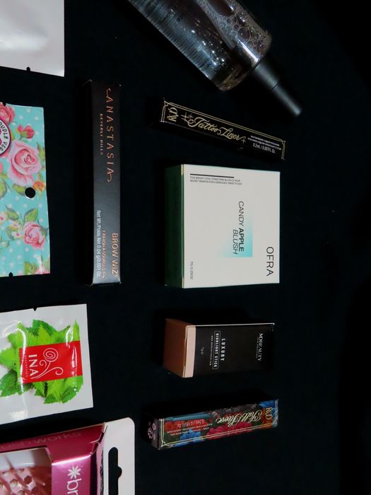 Козметика, нови,