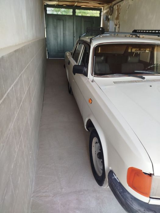 Volga 31029 sotlad 1996 yil