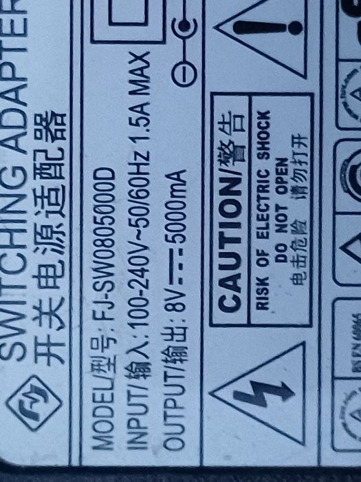 Incarcator alimentator 8v 5000 mA in stare buna