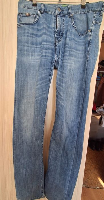 Мъжки дънки Hugo Boss