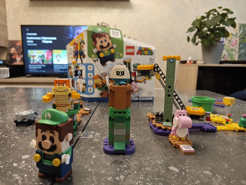 Lego Mario Луиджи (зелёный) стартовый конструктор