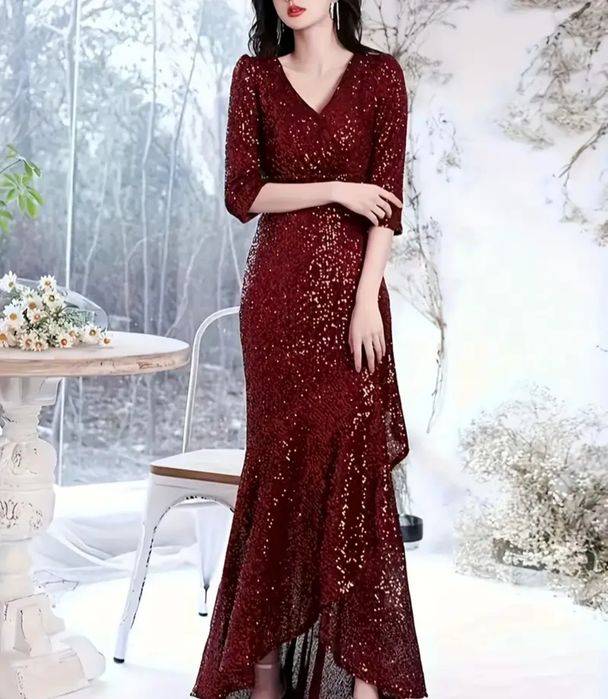 Вечернее с пайетками платье