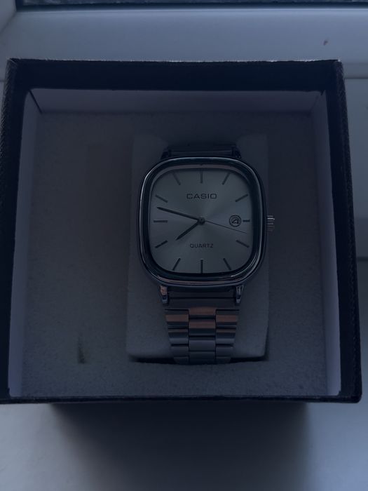 Часы casio новый