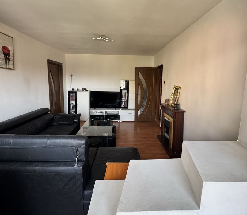 APARTAMENT  3 Craiovita Noua