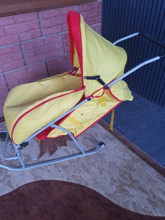 Санки в отлич состоянии