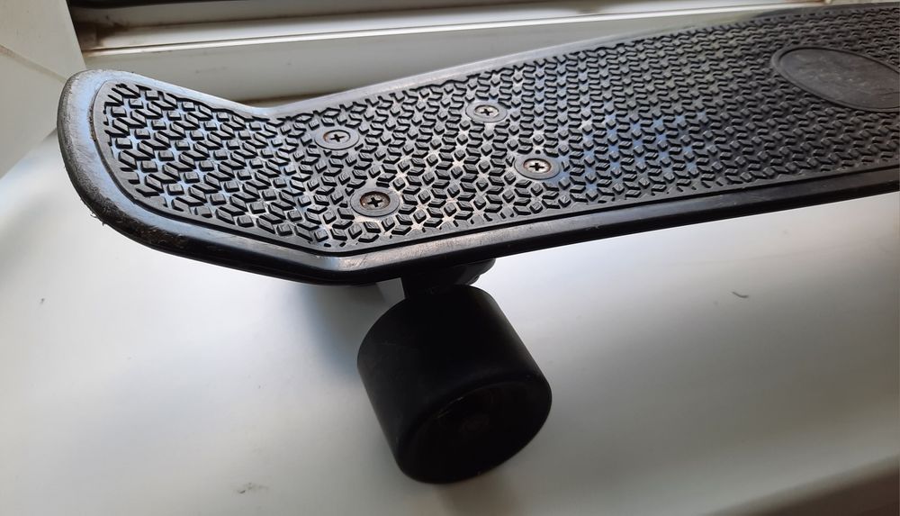 Скейтборд в отличном состоянии