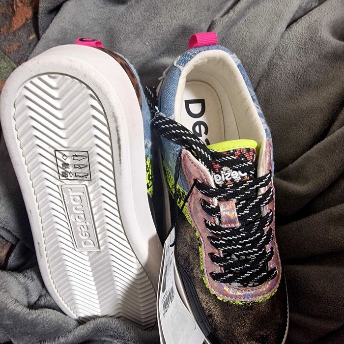 Desigual 37,нови кецове