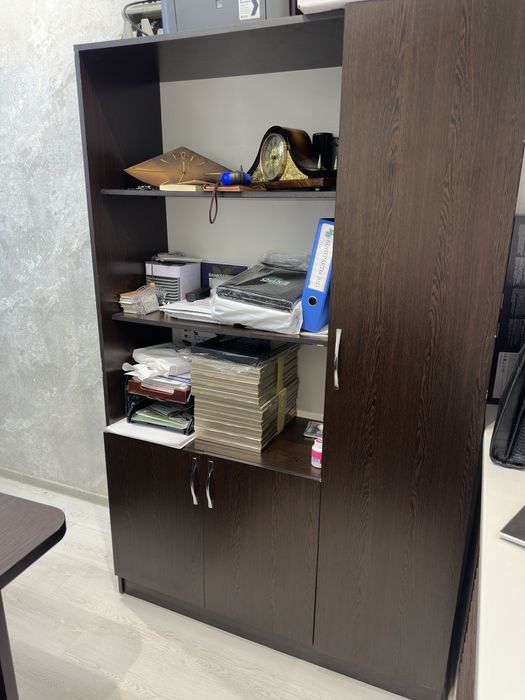 Продам офисный мебель в отличном состоянии