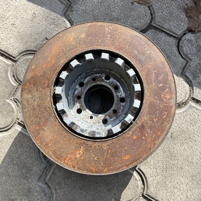 Тормозные диски колодки bmw m5 e39 бмв м5 е39