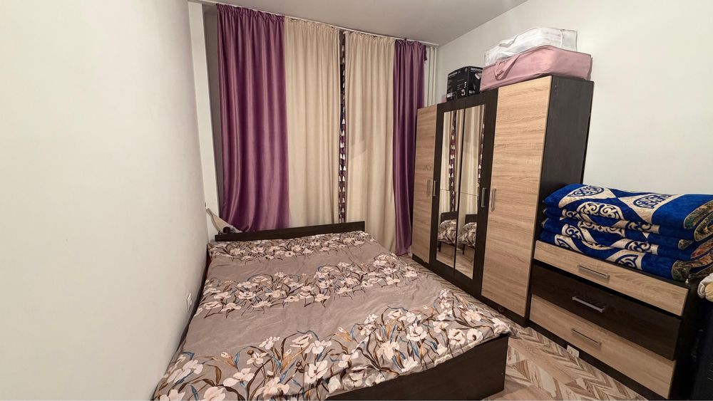 Продается спальная горнитура