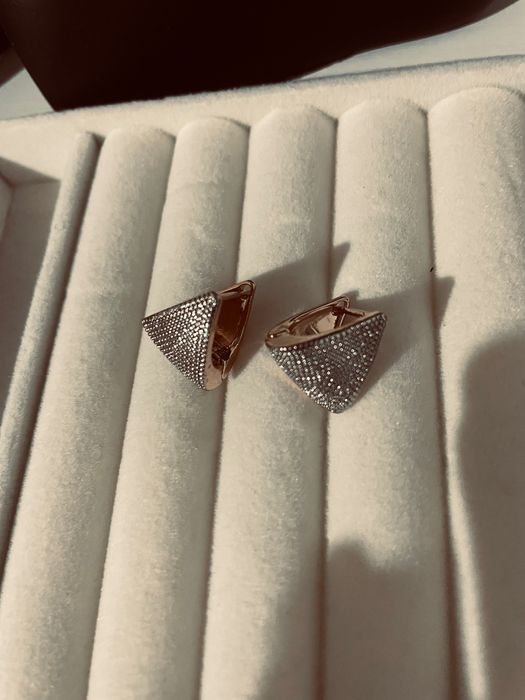 Дамски обеци с кристали